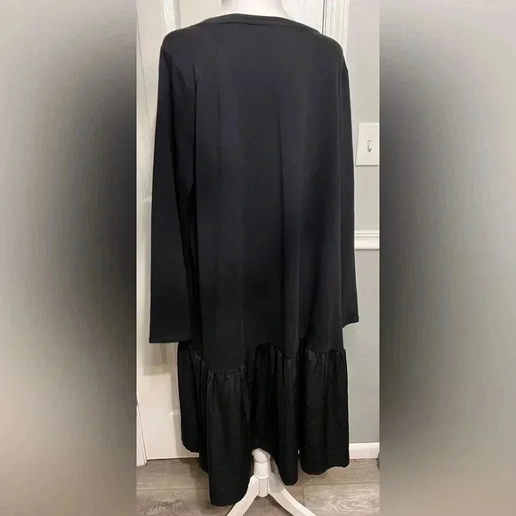 LOGO by Lori Goldstein XL Women’s Long Sleeve Black Dress with pockets- pristine - Picture 5 of 10
